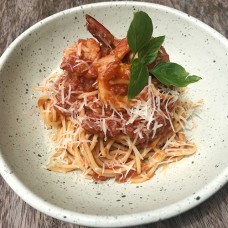 สปาเก็ตตี้อาราเบียตต้ากุ้ง (Spaghetti Prawn Arrabbiata) 200 กรัม จำนวน 3 เสิร์ฟ ต่อ แพค 